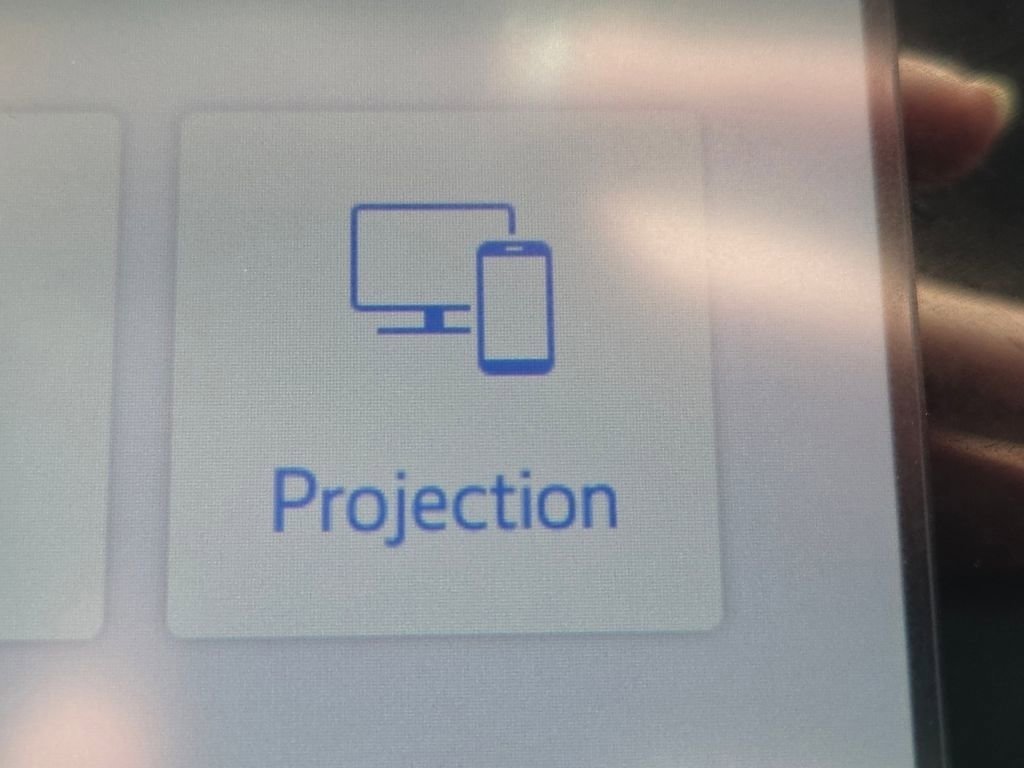 Used 2022 Toyota Tacoma SR5 w/ Technology Package image 12