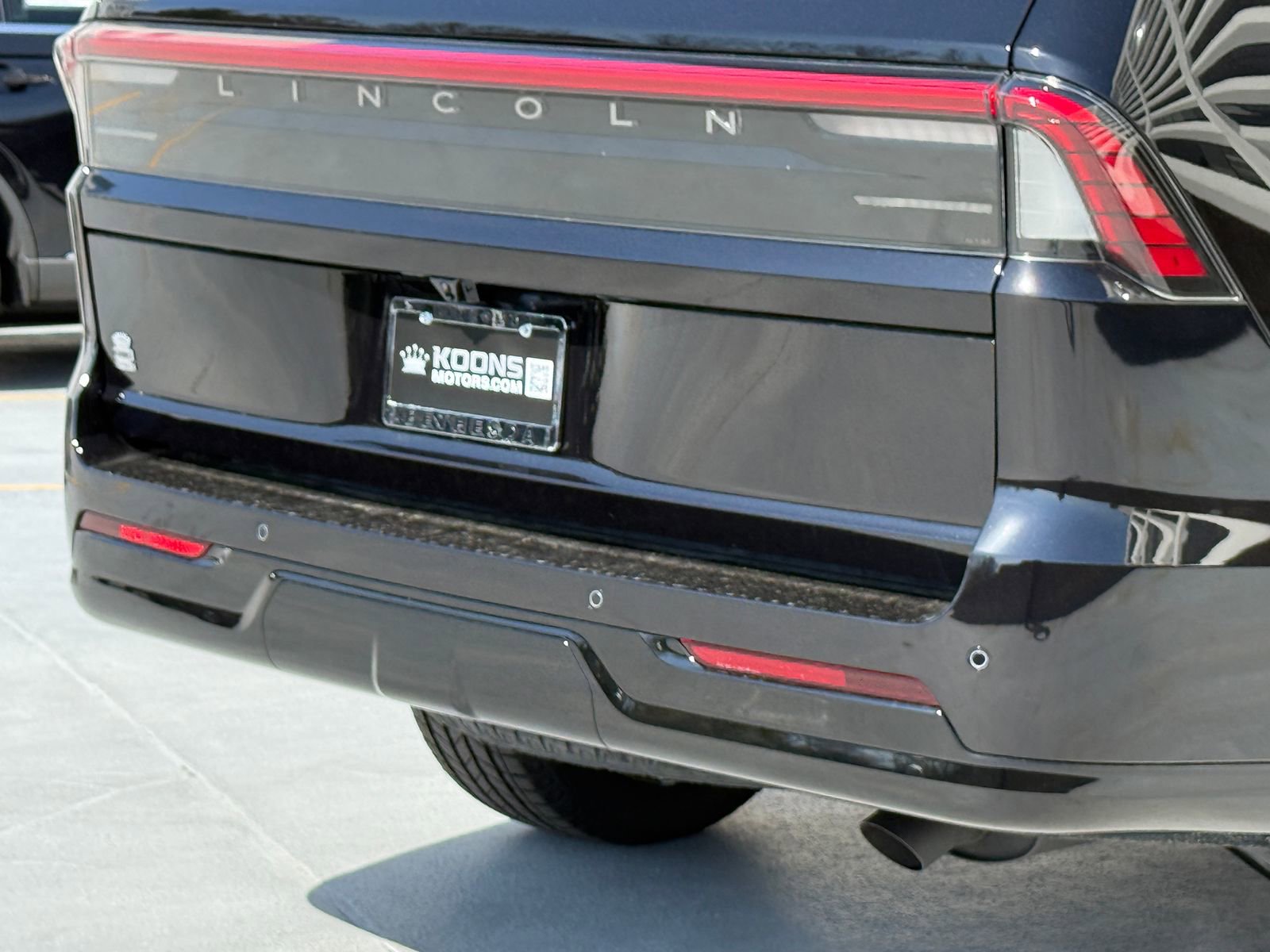 New 2026 Lincoln Navigator Premiere image 6