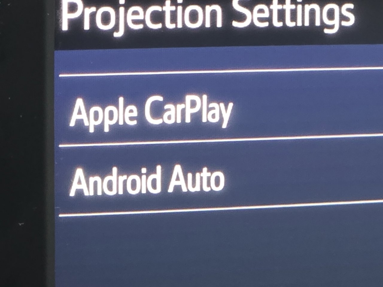 Used 2020 Toyota RAV4 XLE image 3