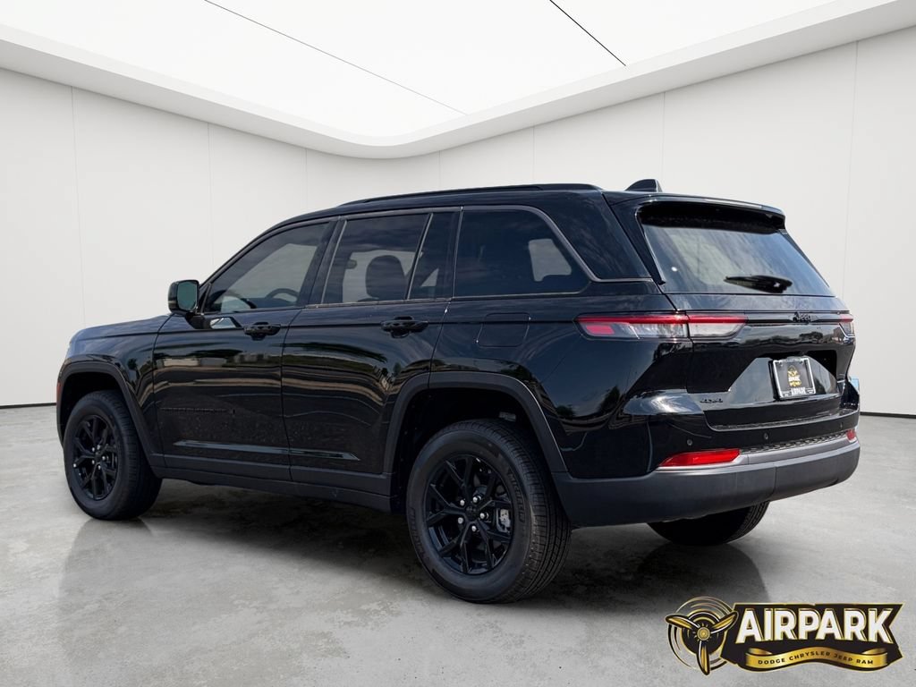 New 2026 Jeep Grand Cherokee Altitude AWD/4WD image 7