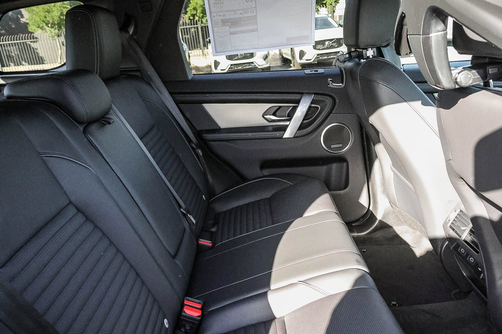 New 2026 Land Rover Discovery Sport Landmark AWD/4WD image 18