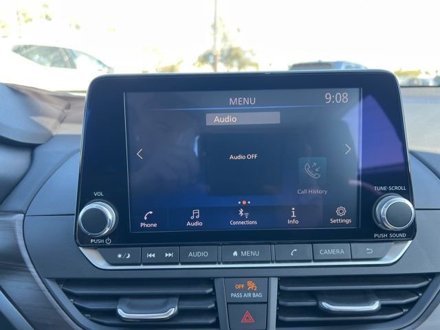 Used 2024 Nissan Altima 2.5 SV FWD image 15