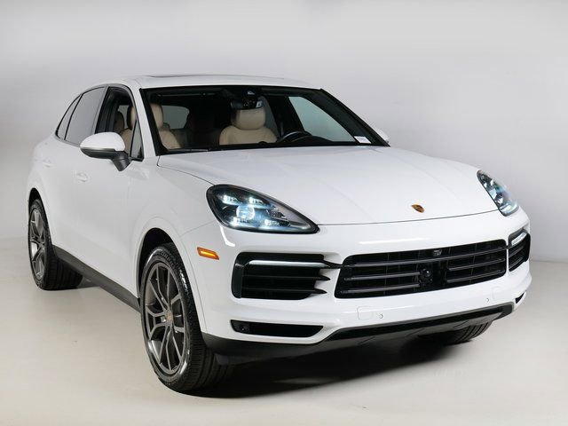 Certified 2023 Porsche Cayenne Platinum Edition image 7