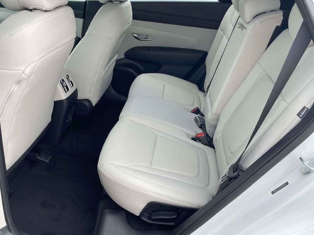 New 2026 Hyundai Tucson SEL w/ Tow & Go Package FWD image 11
