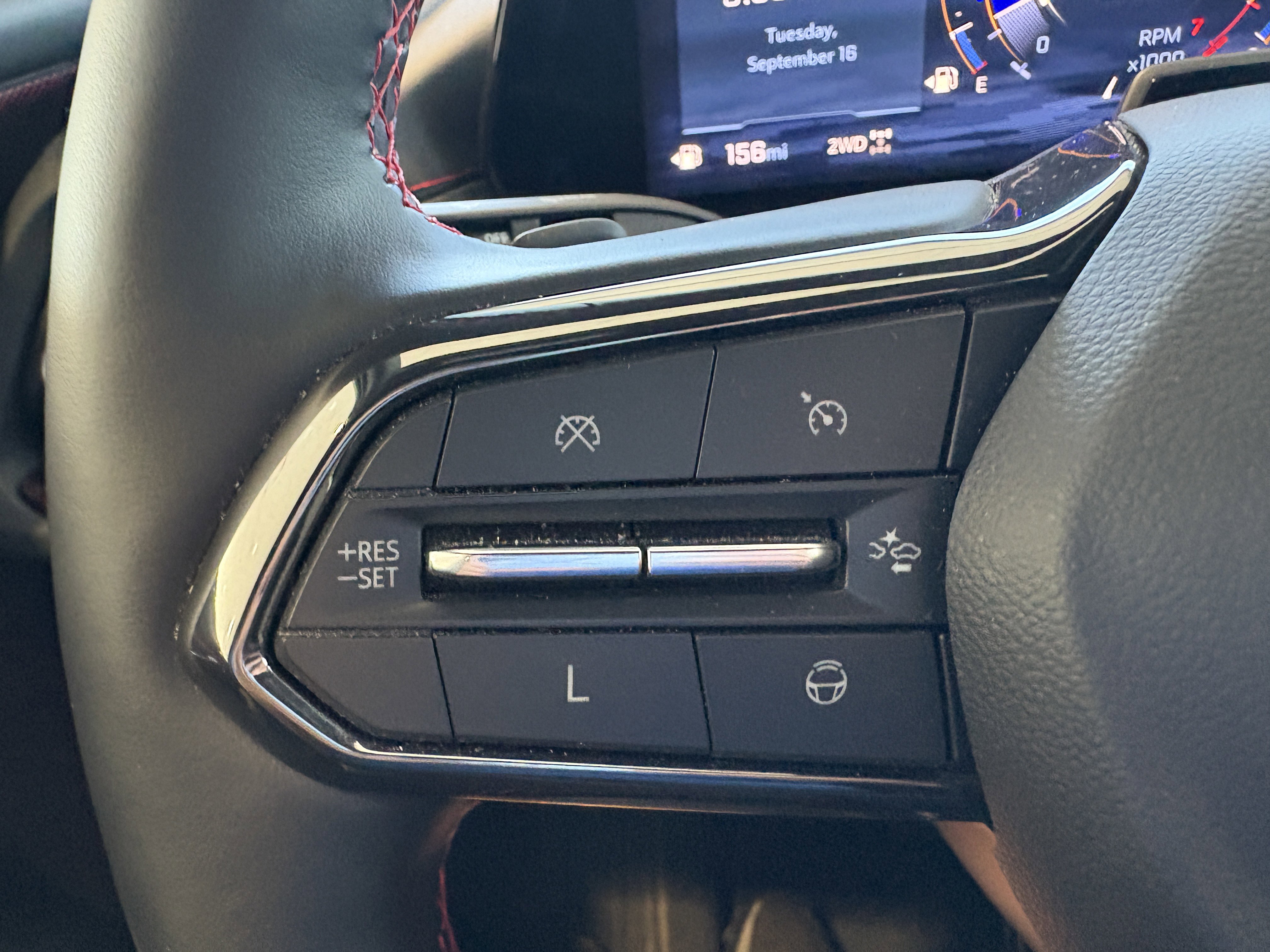 Used 2025 Chevrolet Traverse RS w/ LPO, Floor Liner Package image 13