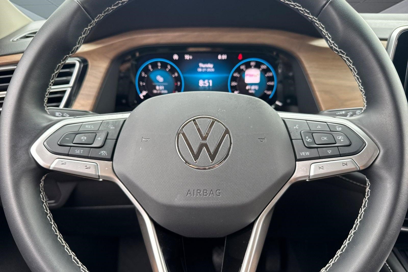 Used 2026 Volkswagen Atlas SE AWD/4WD image 11