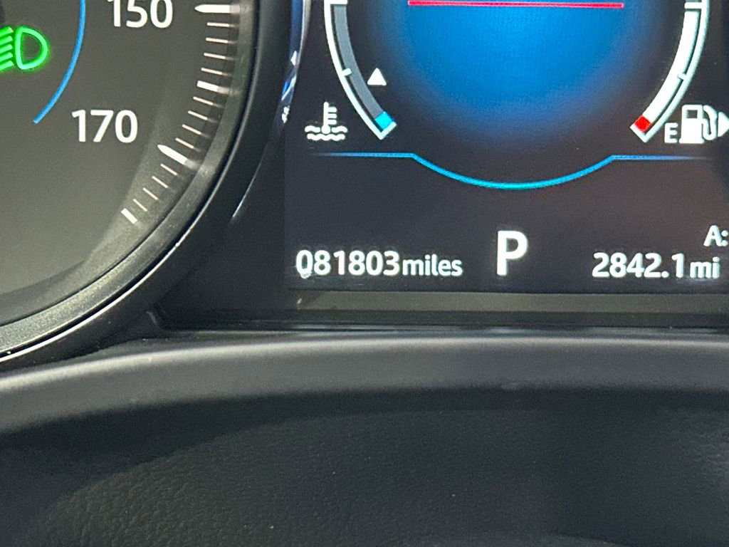 Used 2020 Jaguar F-PACE Prestige image 21