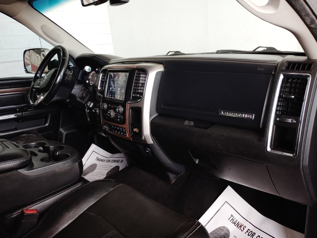 Used 2018 RAM 2500 Laramie w/ Convenience Group AWD/4WD image 13
