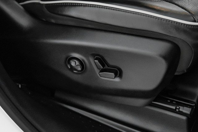 Used 2019 Chrysler Pacifica Limited w/ Advanced Safetytec Group image 33