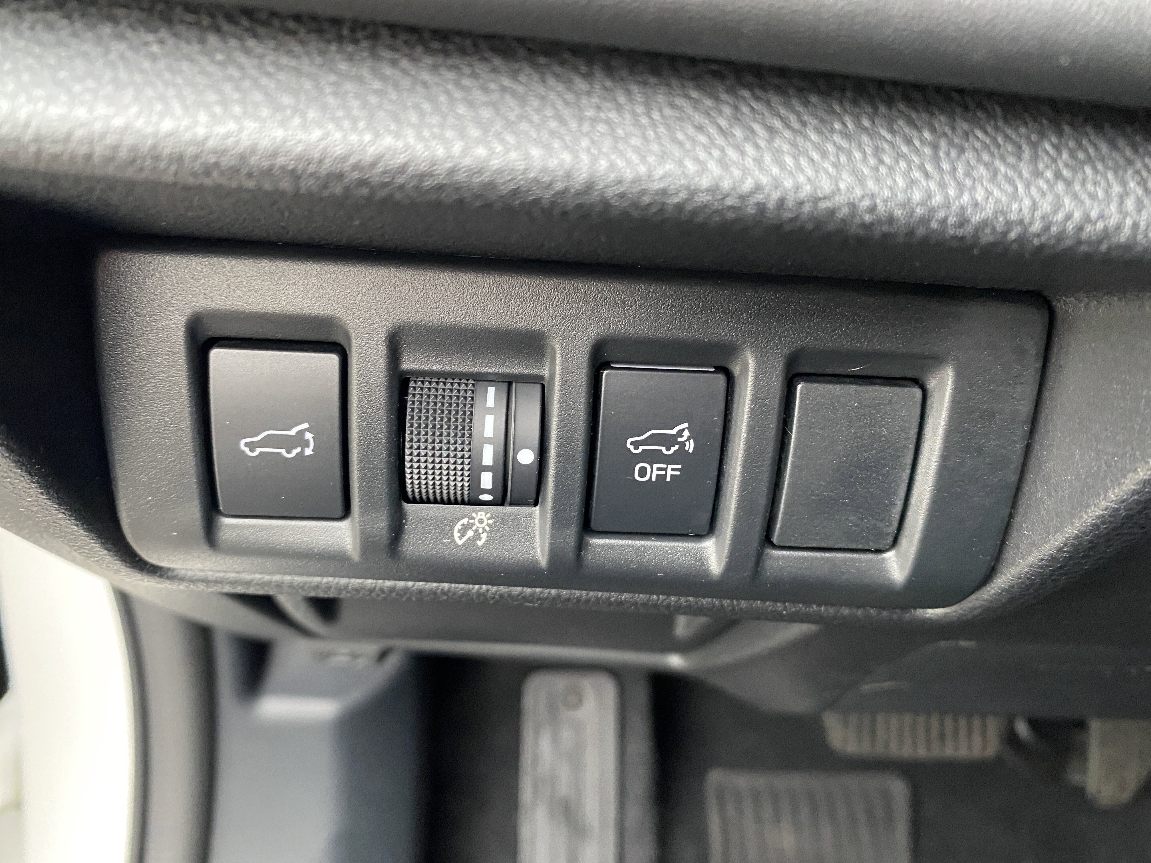 Used 2025 Subaru Outback Limited image 13