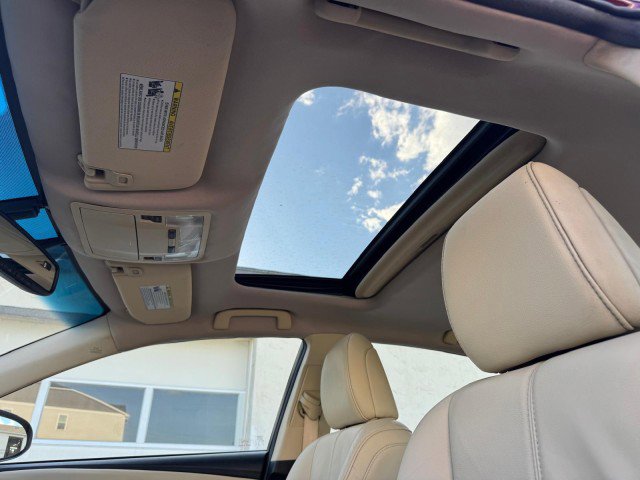 Used 2013 Toyota Avalon XLE Touring FWD image 12