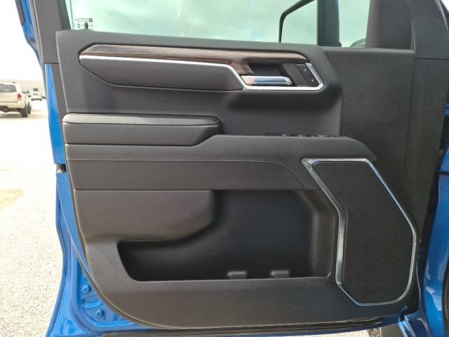 Used 2024 Chevrolet Silverado 1500 LT Trail Boss w/ Protection Package AWD/4WD image 12
