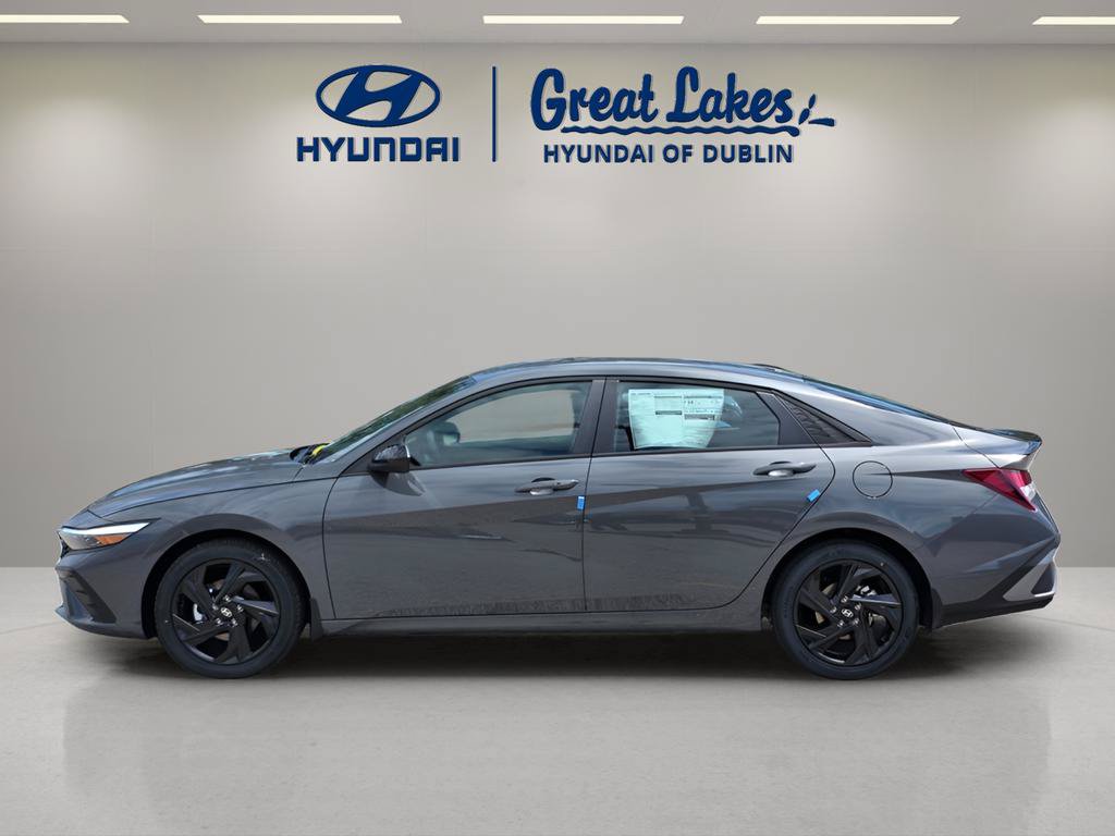 New 2026 Hyundai Elantra Sport FWD image 2