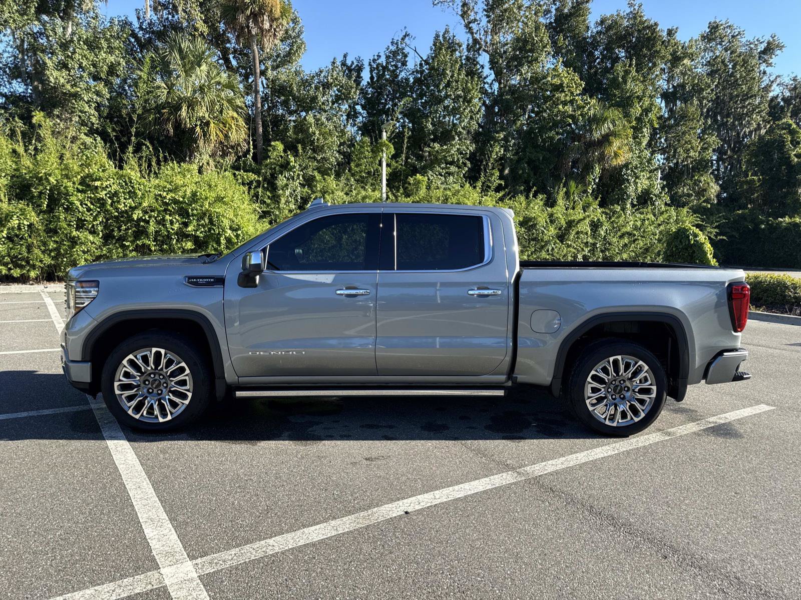 Used 2025 GMC Sierra 1500 Denali Ultimate AWD/4WD image 6