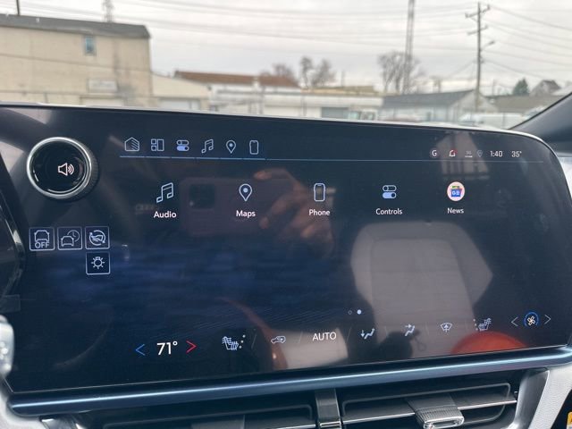 New 2026 Chevrolet Equinox EV LT image 22