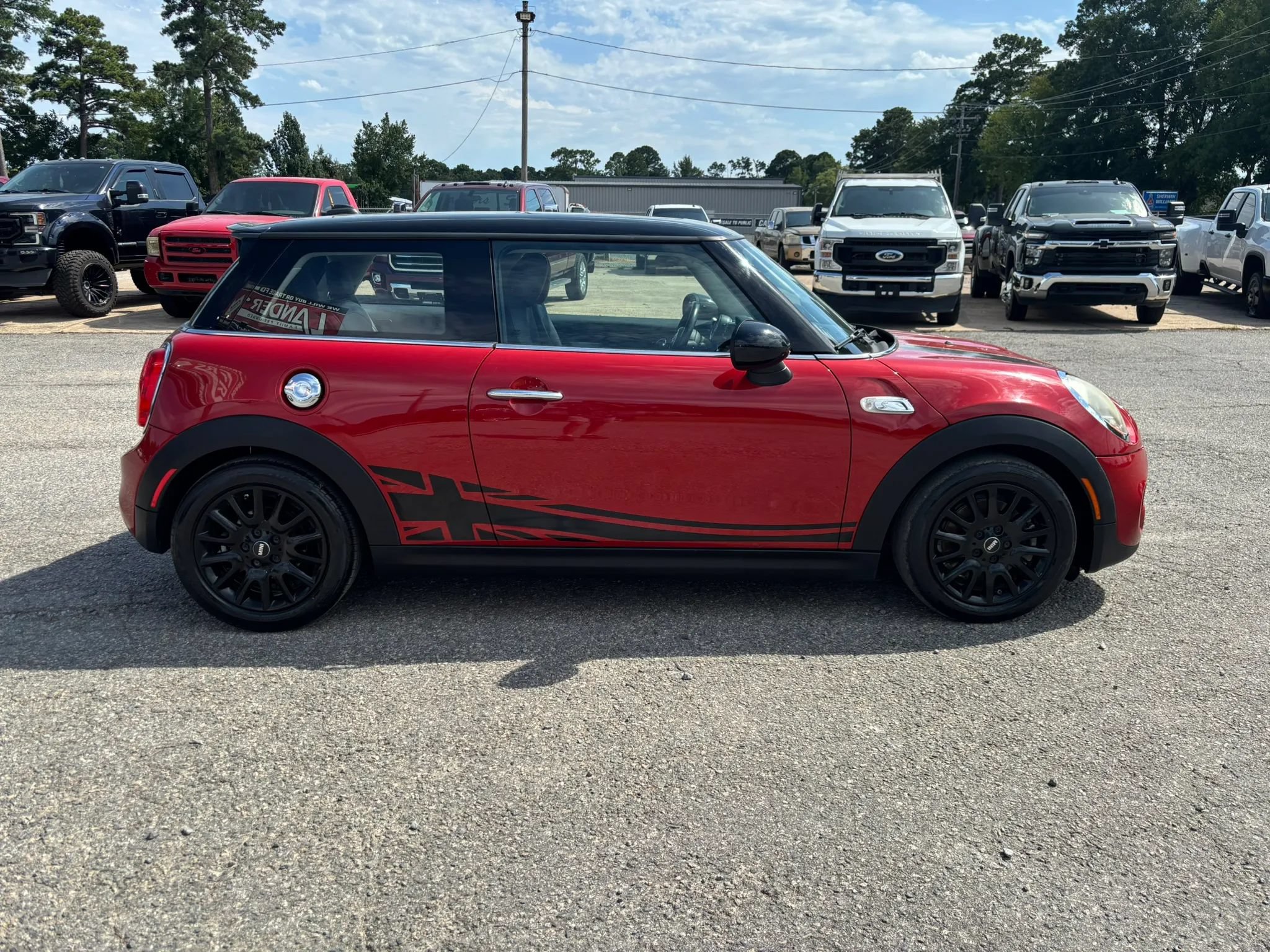 Used 2017 MINI Cooper S FWD image 6