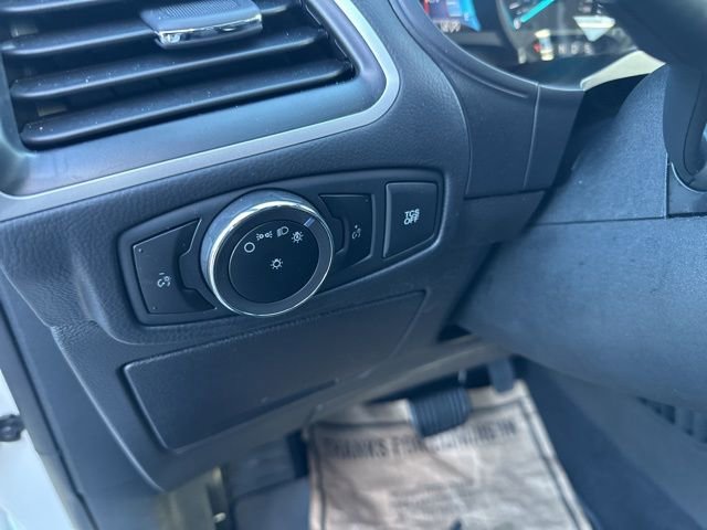 Used 2024 Ford Edge SE image 14