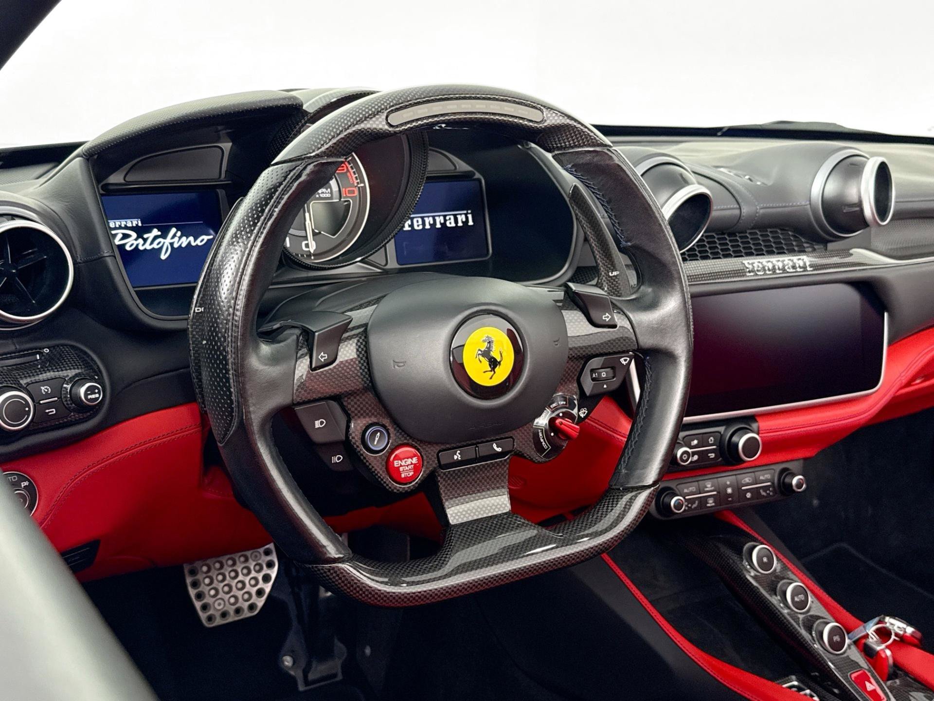 Used 2019 Ferrari Portofino RWD image 12
