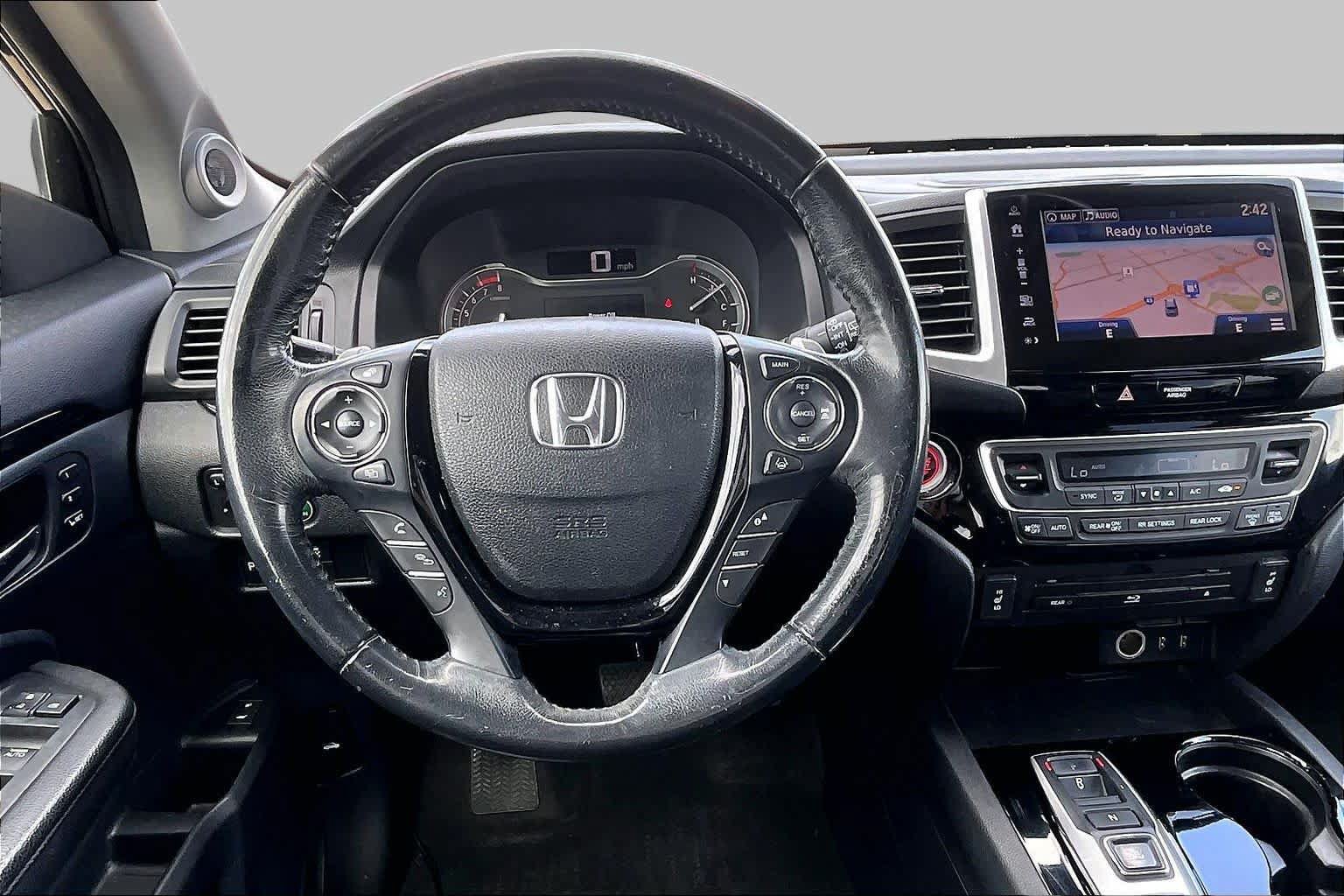 Used 2018 Honda Pilot Touring image 6