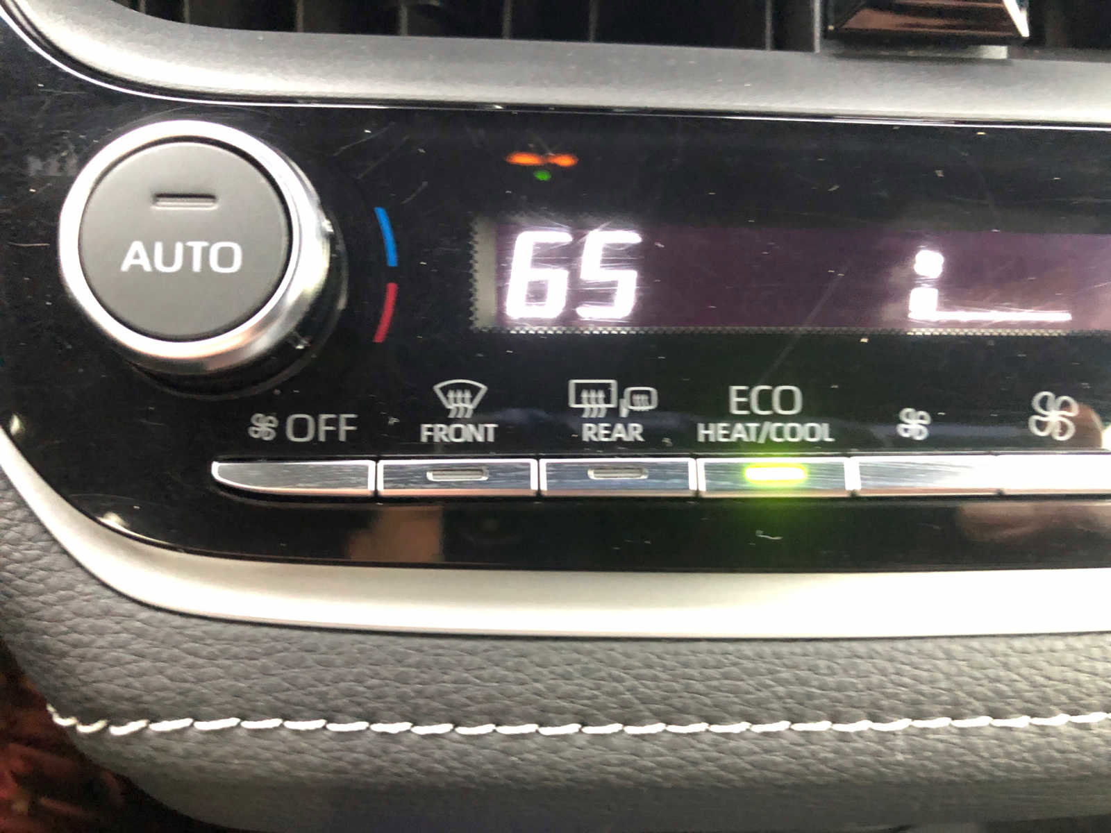 Certified 2023 Toyota Corolla XSE image 14