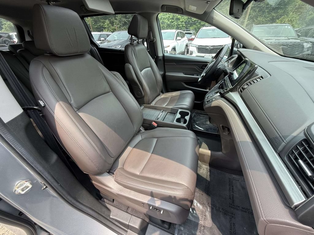 Used 2019 Honda Odyssey Touring image 9