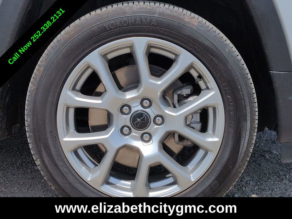 Used 2025 Jeep Compass Limited AWD/4WD image 11