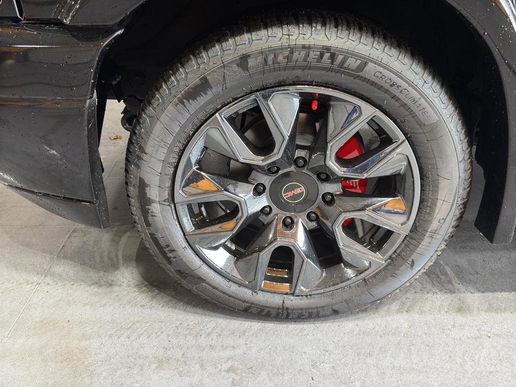 New 2025 GMC Savana 2500 Extended w/ Driver Convenience Package image 9