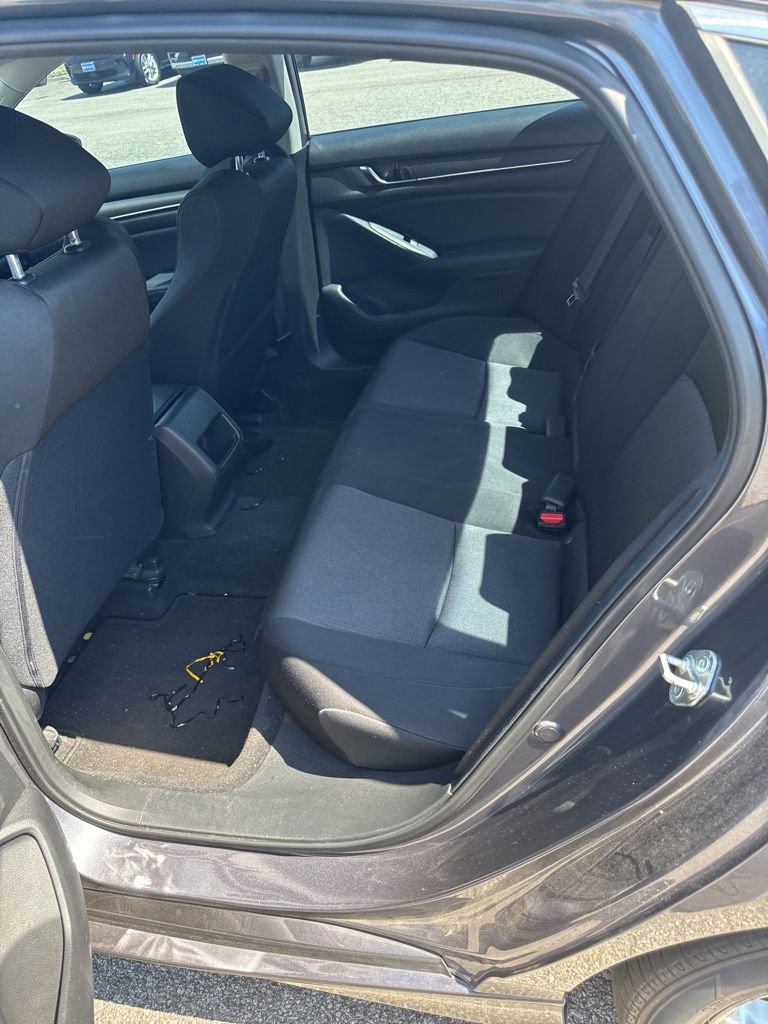 Used 2018 Honda Accord LX image 4