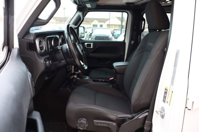 Used 2020 Jeep Wrangler Unlimited Sahara AWD/4WD image 10