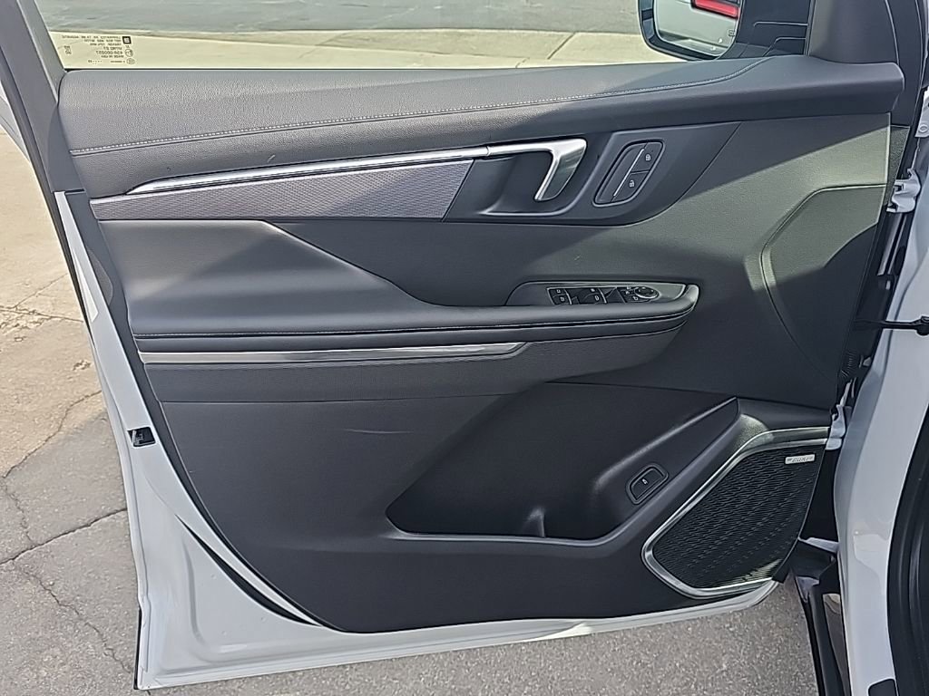 Certified 2025 Buick Enclave Sport Touring image 11