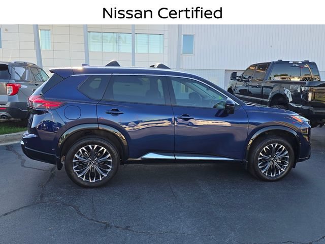 Certified 2025 Nissan Rogue Platinum AWD/4WD image 2