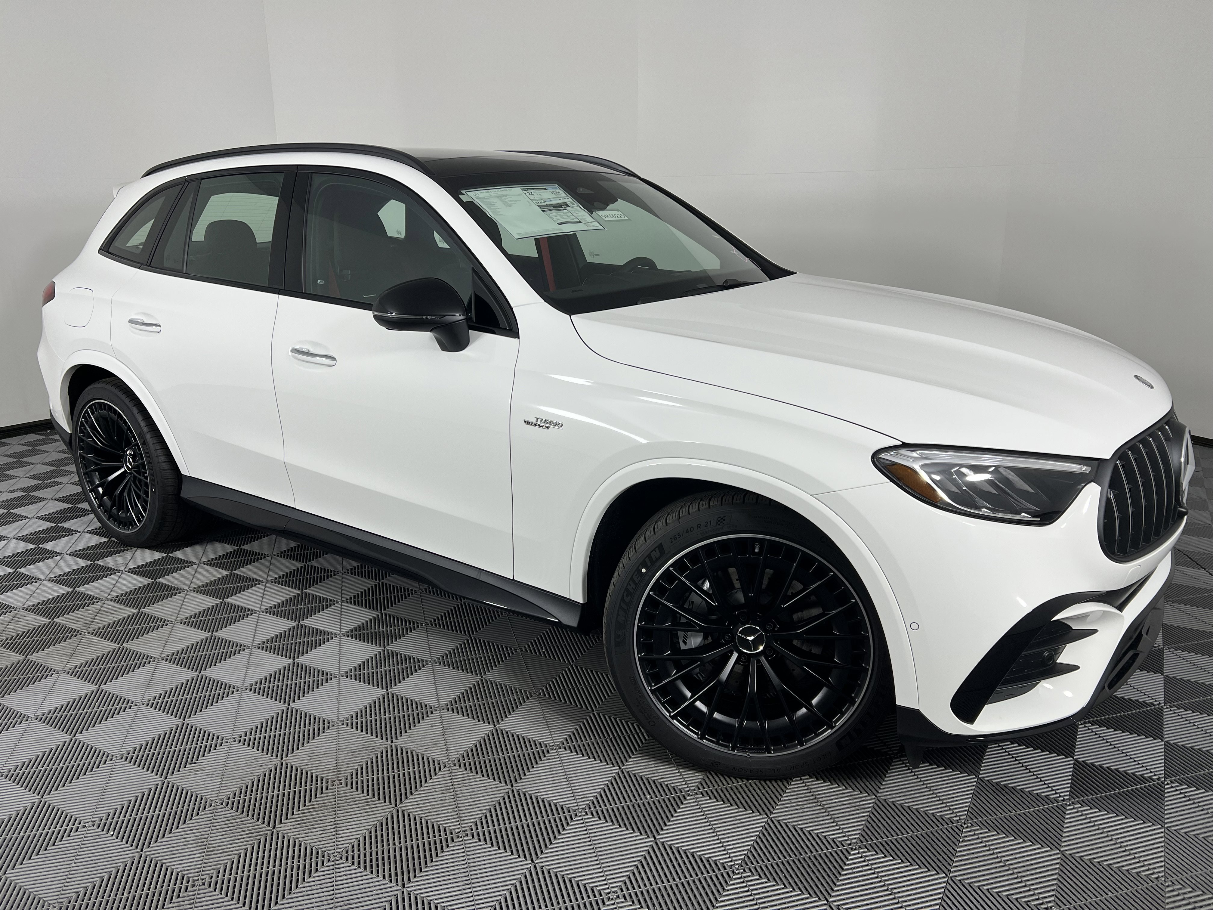 New 2026 Mercedes-Benz GLC 43 AMG 4MATIC image 2