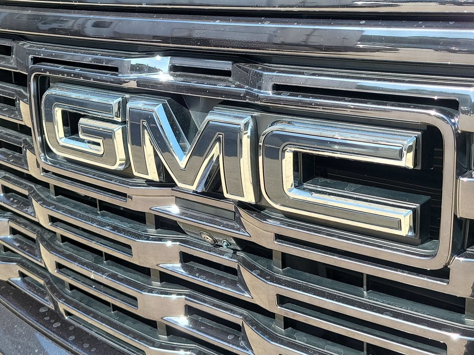 Used 2022 GMC Sierra 1500 Denali Ultimate AWD/4WD image 32