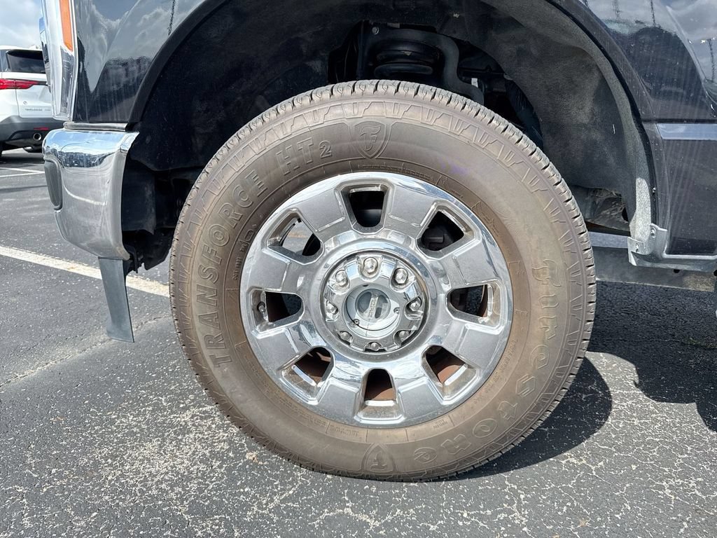 Used 2023 Ford F350 Lariat w/ Chrome Package AWD/4WD image 10