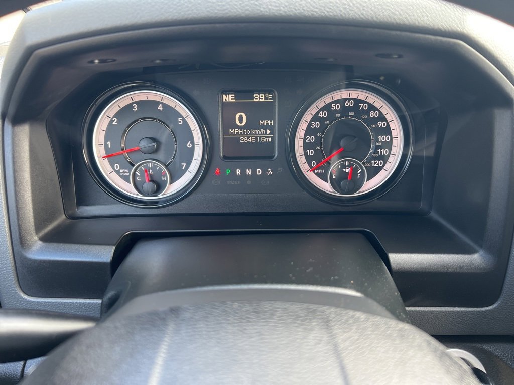 Used 2018 RAM 1500 Classic SLT image 14