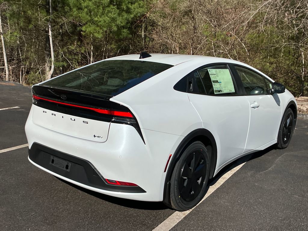 New 2026 Toyota Prius LE FWD image 5