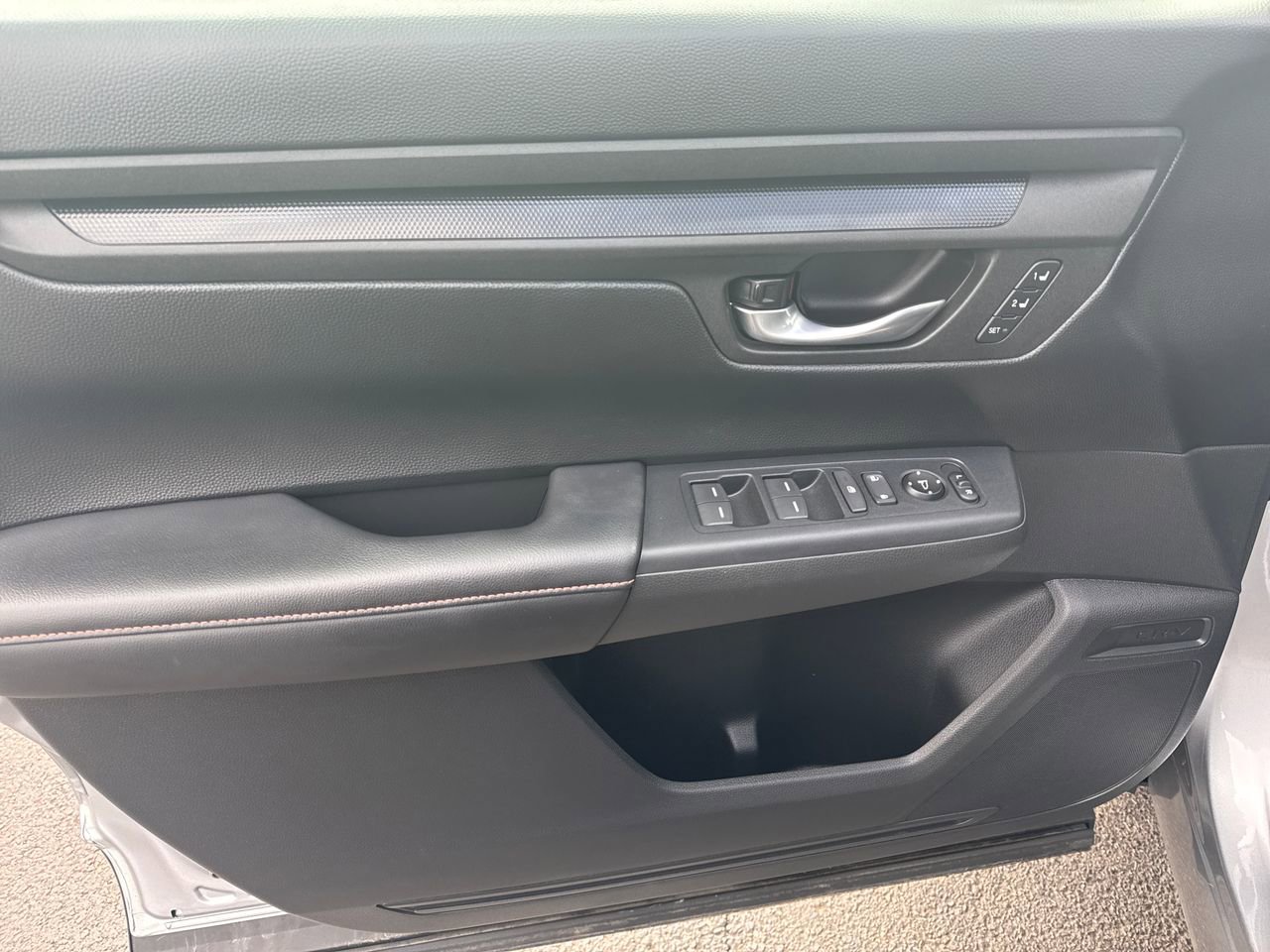Used 2024 Honda CR-V Sport-L image 17