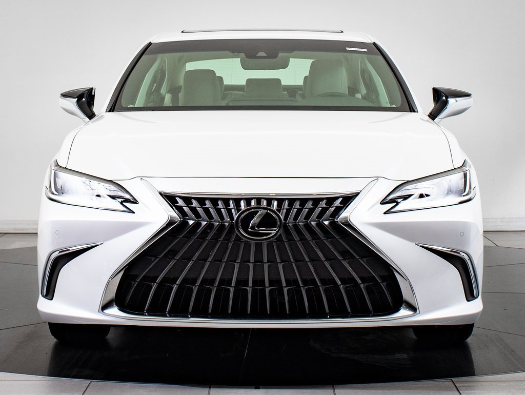 New 2025 Lexus ES 300h w/ Premium Package image 2