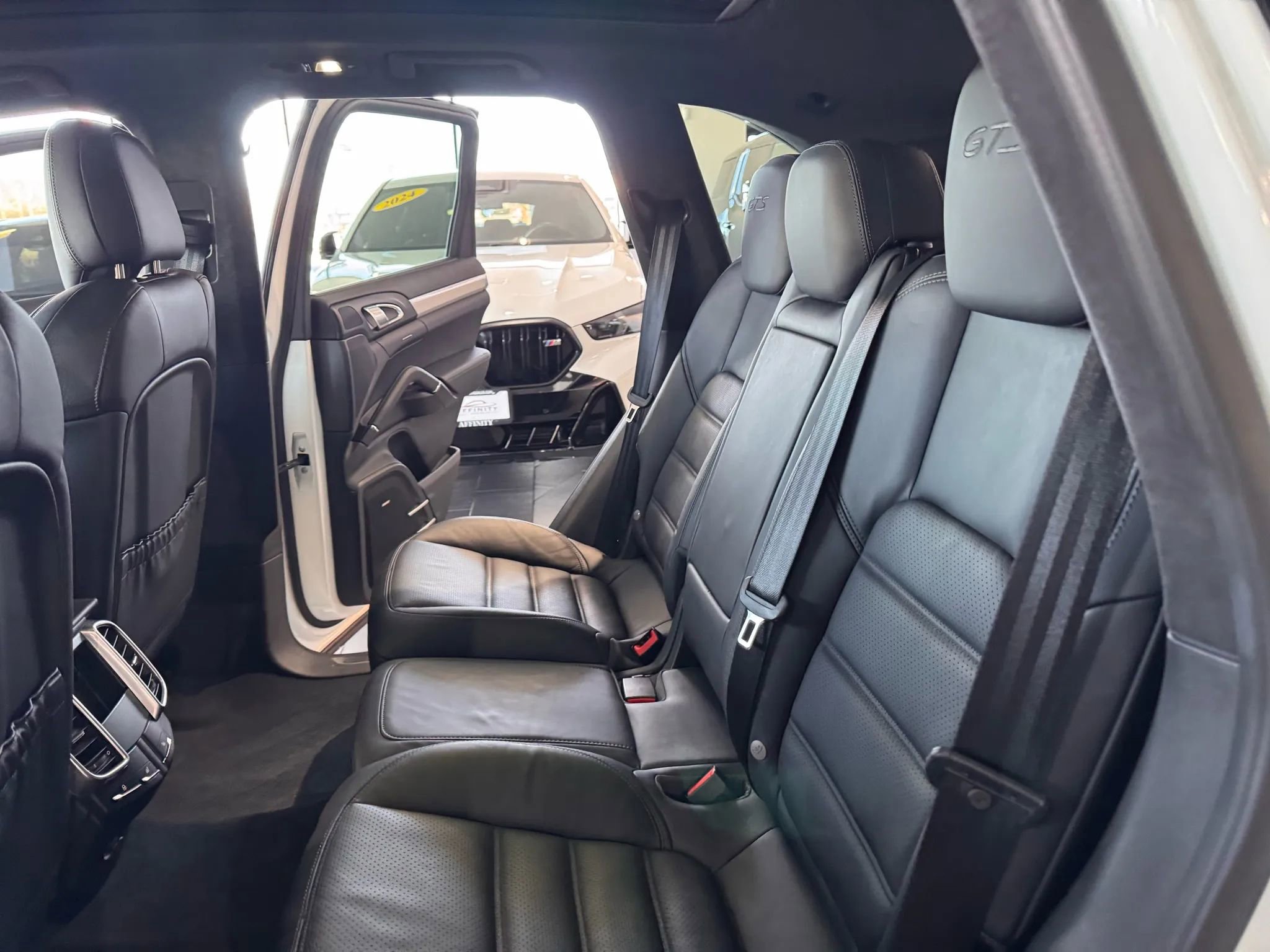 Used 2016 Porsche Cayenne GTS image 20