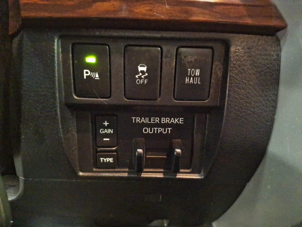 Used 2016 Toyota Tundra Limited image 26