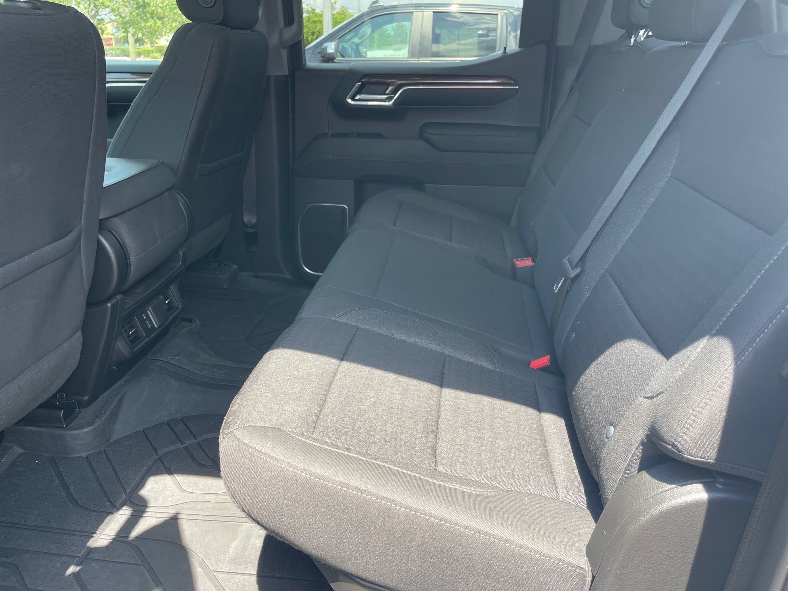 Used 2023 Chevrolet Silverado 1500 LT w/ Protection Package RWD image 11