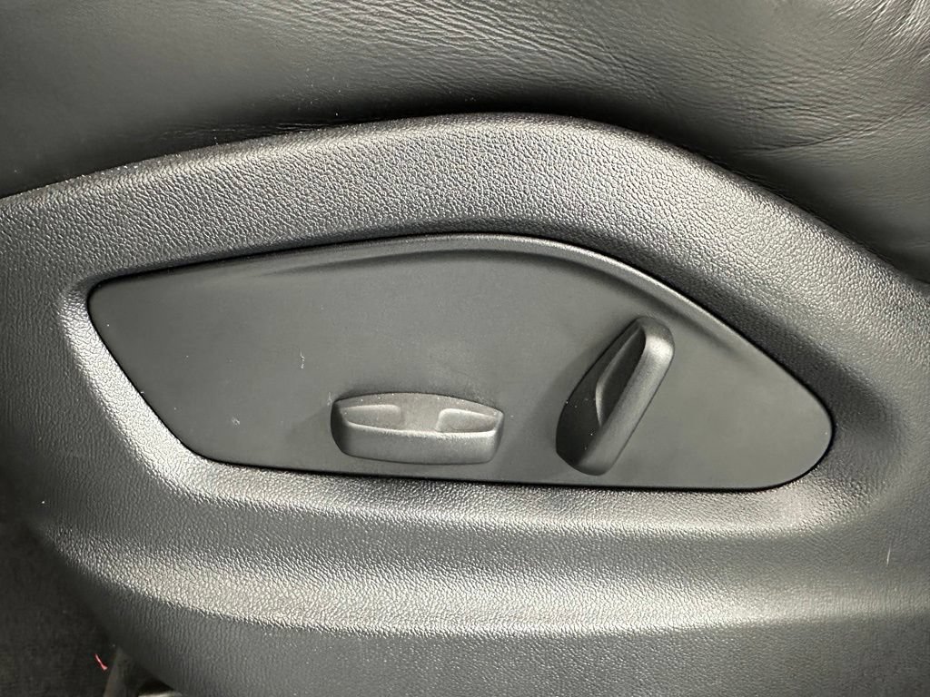 Certified 2024 Porsche Cayenne Turbo GT AWD/4WD image 23