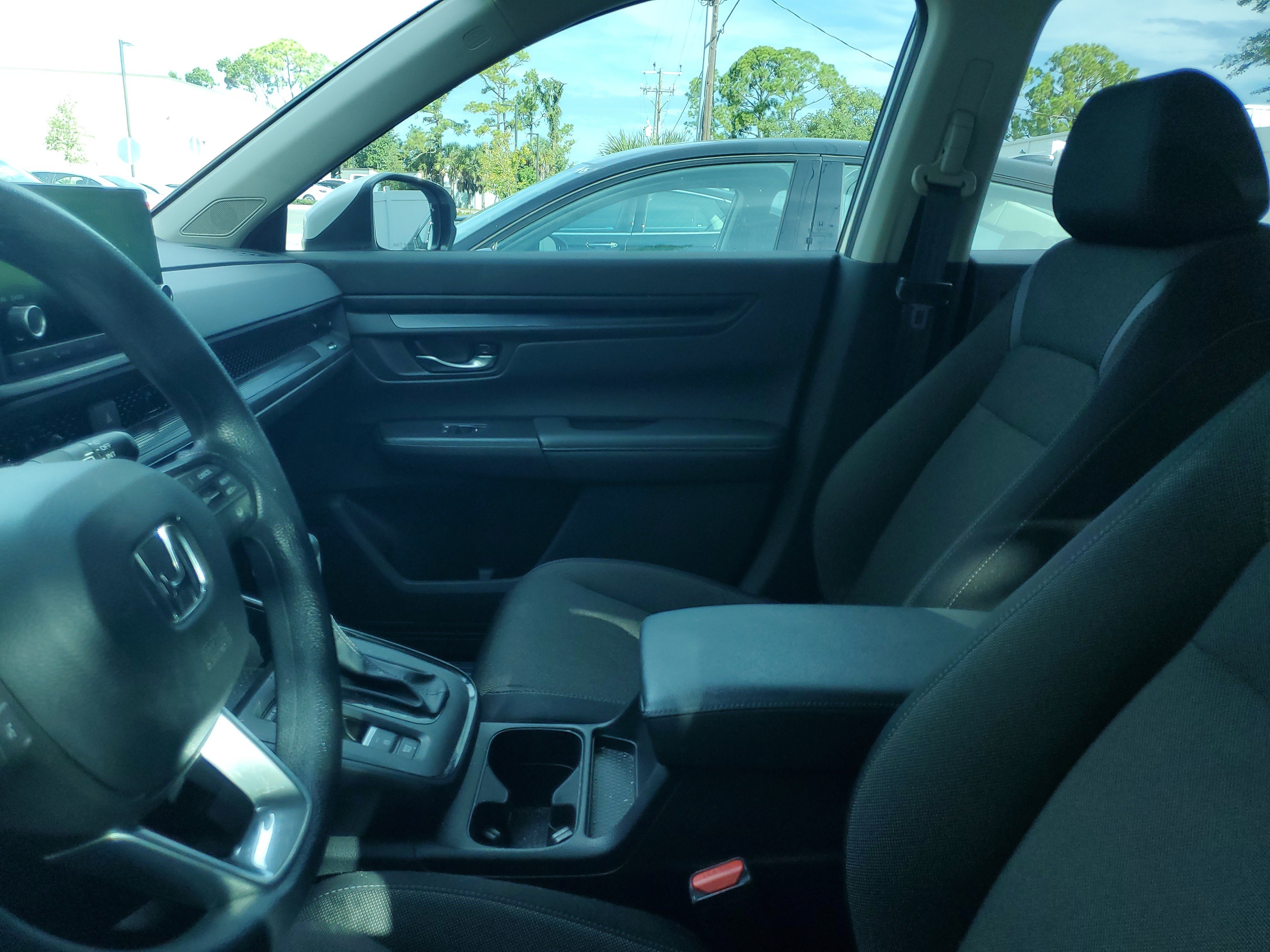Used 2024 Honda CR-V EX image 8