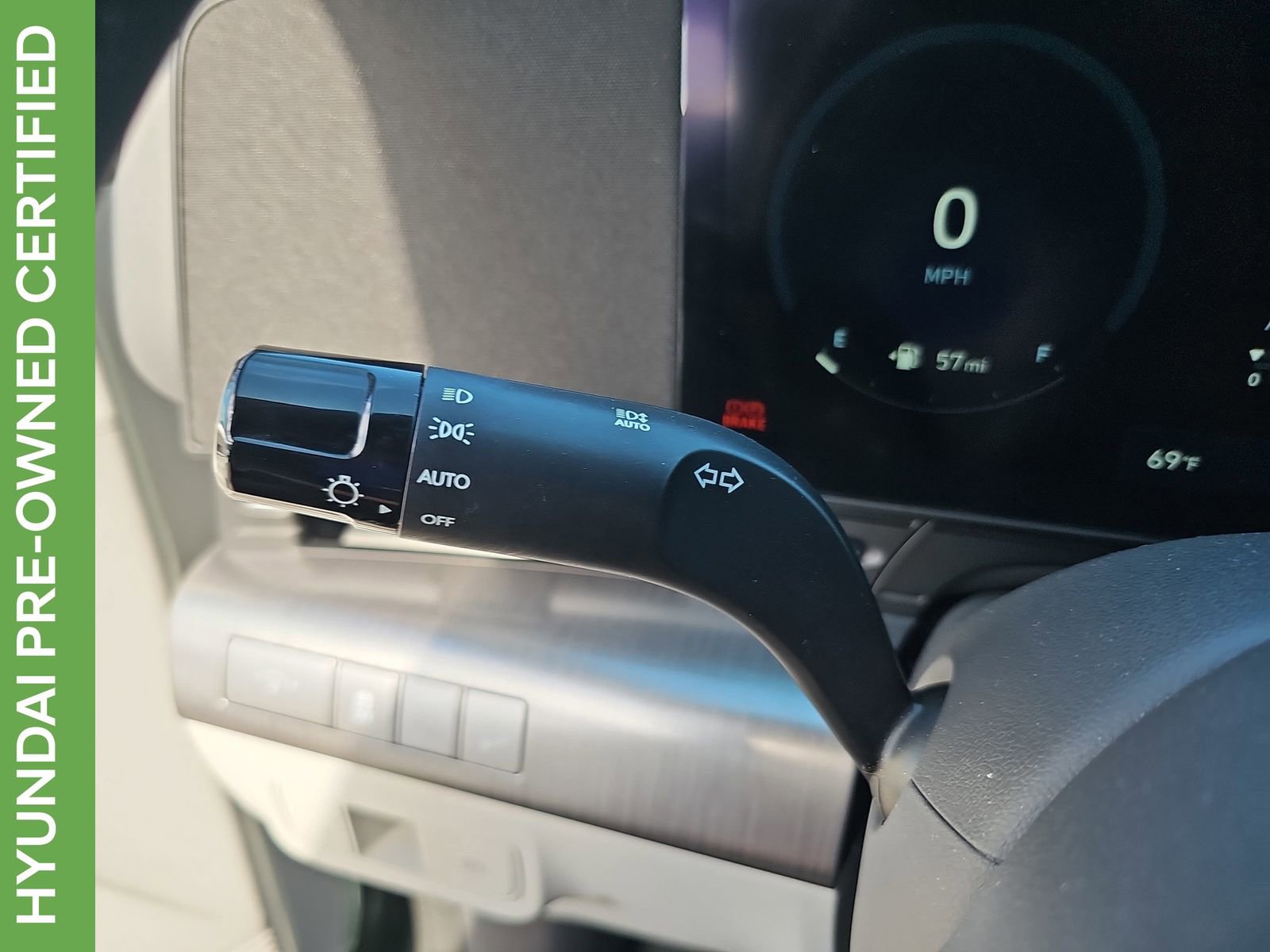 Certified 2024 Hyundai Kona SEL w/ Convenience Package image 19