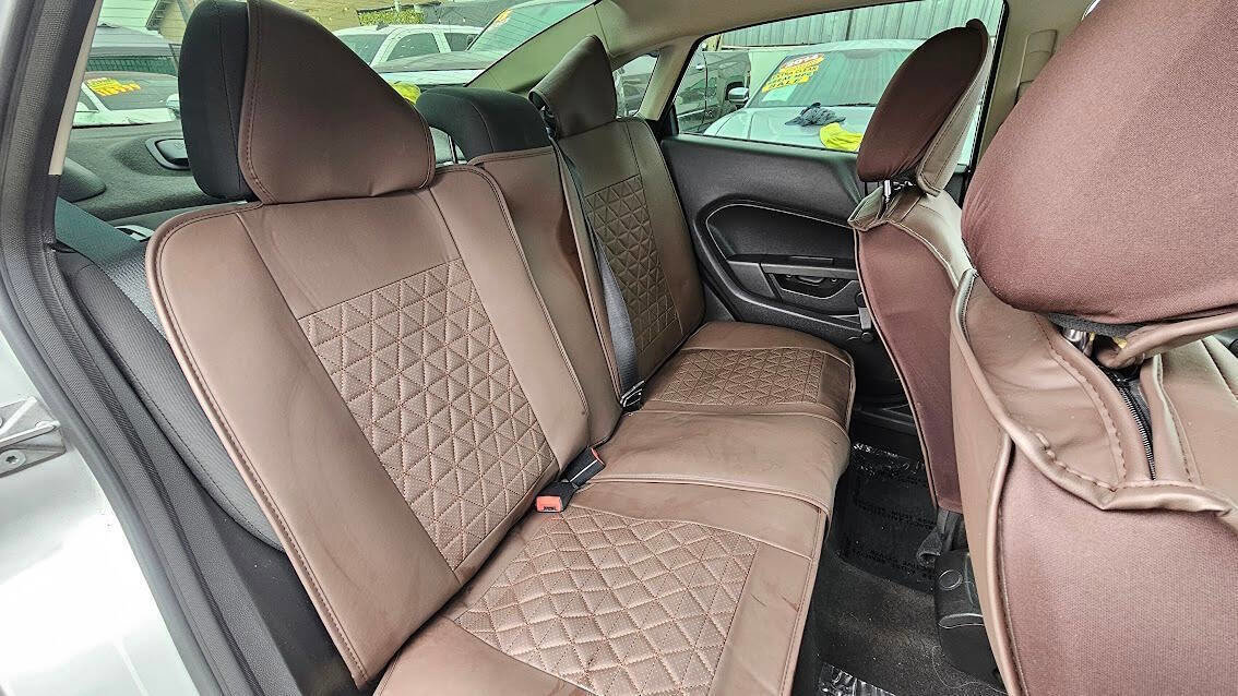 Used 2015 Ford Fiesta S image 22
