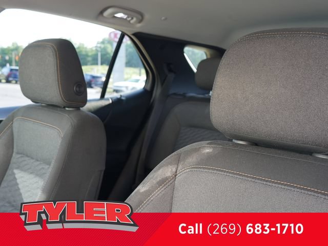 Used 2020 Chevrolet Equinox LT w/ Driver Convenience Package FWD image 39