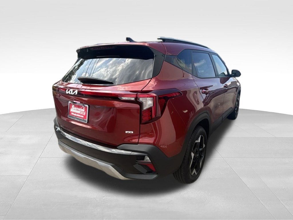 Certified 2025 Kia Seltos S AWD/4WD image 4