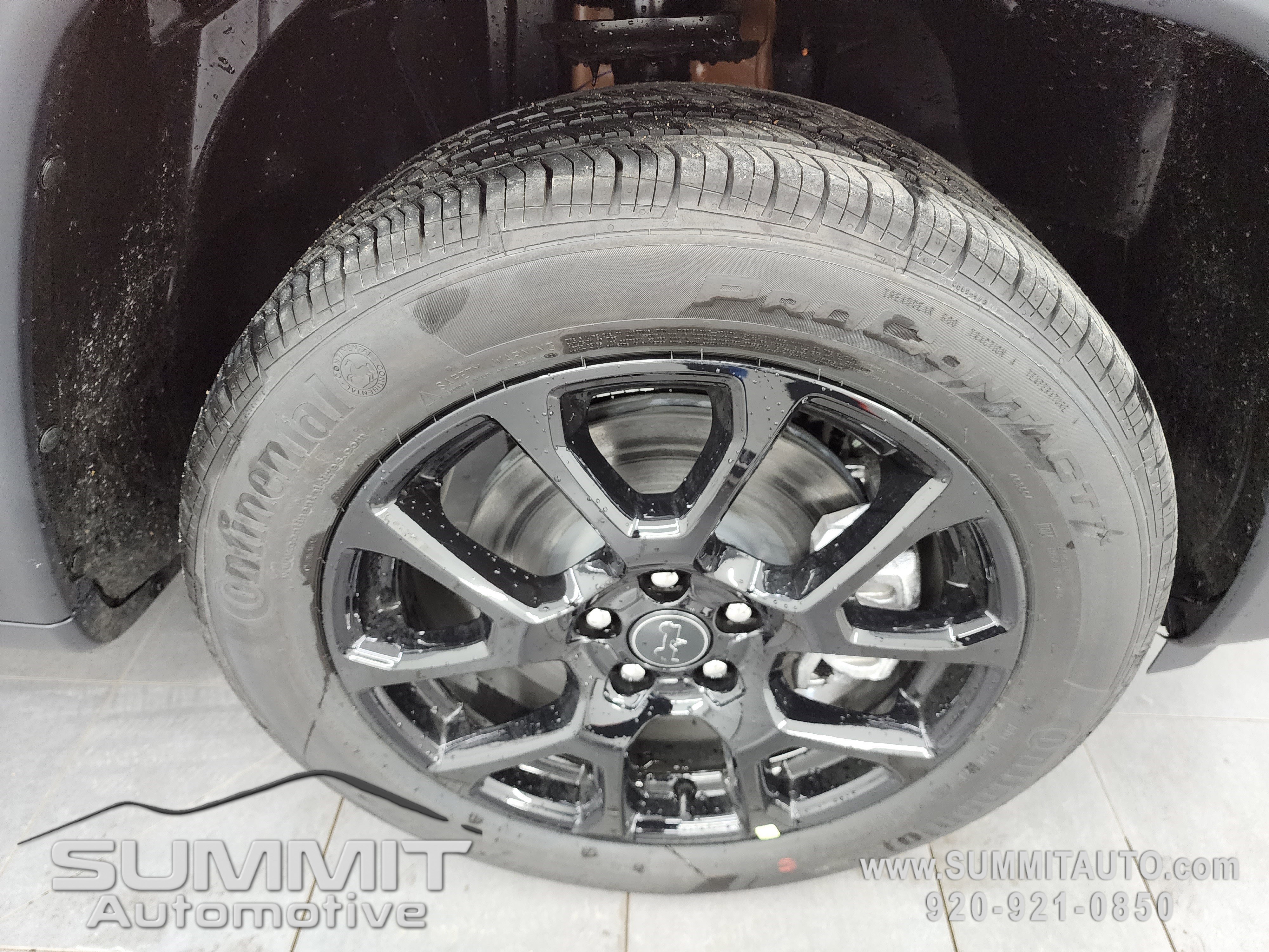 New 2026 Jeep Compass Latitude image 3