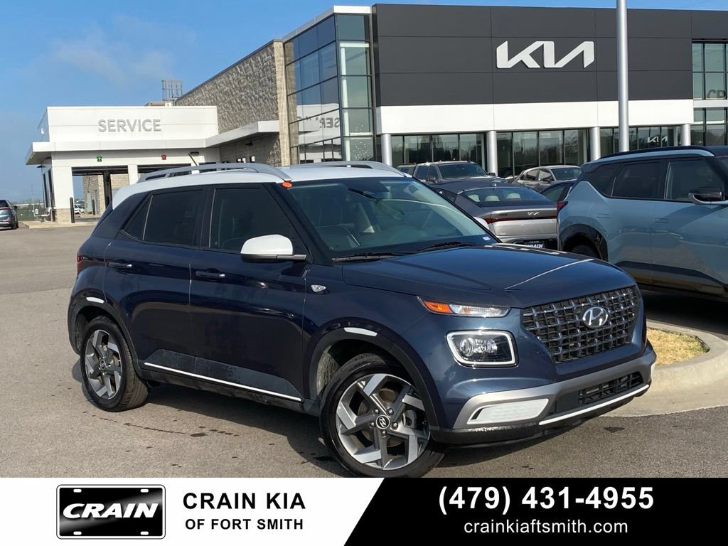 Used 2025 Hyundai Venue Limited FWD video 1