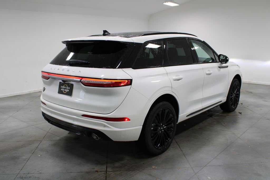 New 2026 Lincoln Corsair Reserve image 8